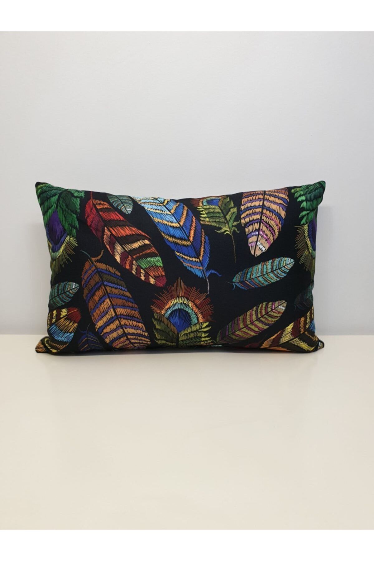 Siyah Renkli Tüy Desen Dikdörtgen Berjer Kırlent Kılıfı