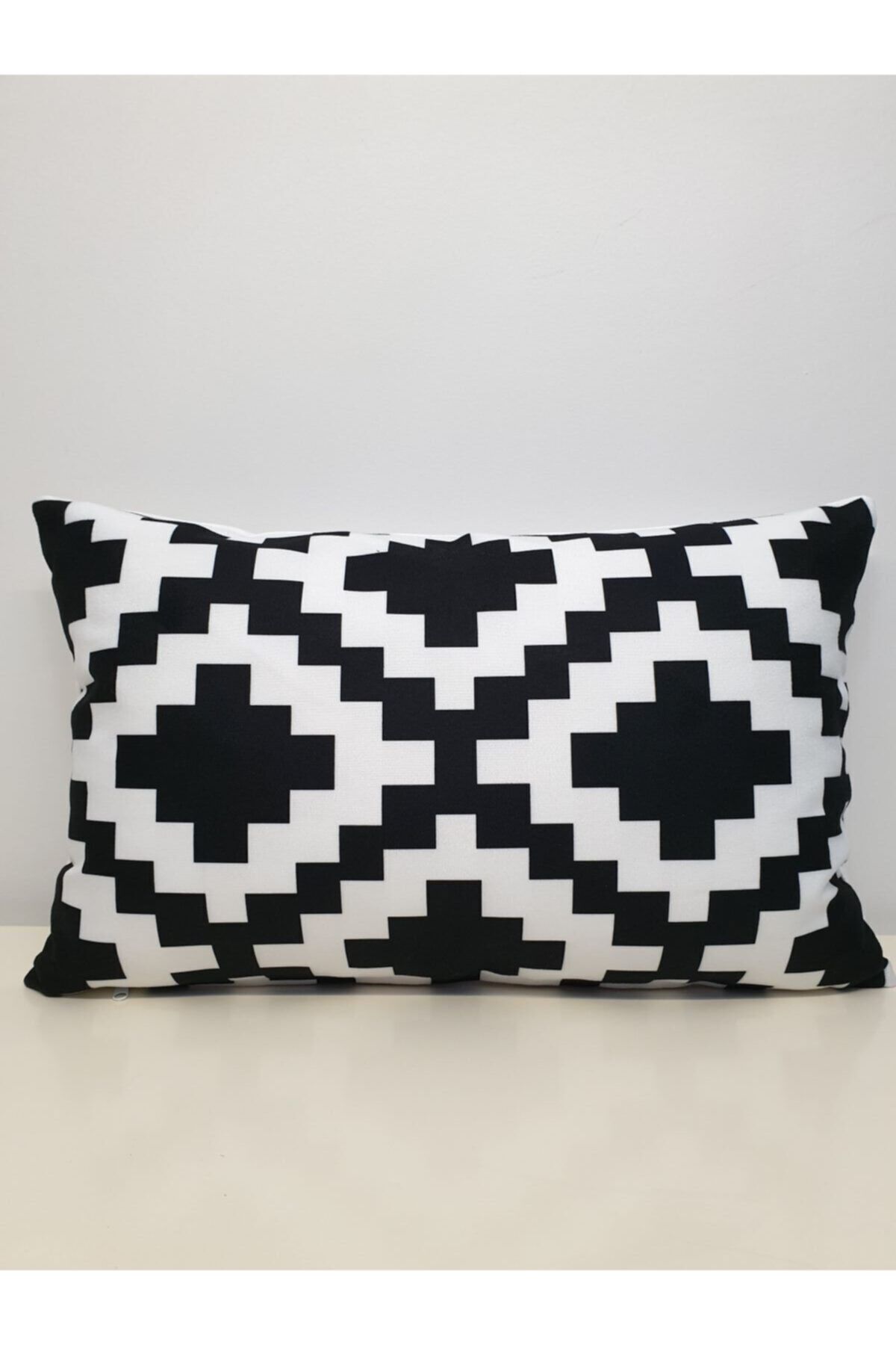 Siyah Beyaz Küp Desen Dikdörtgen Berjer Kırlent Kılıfı