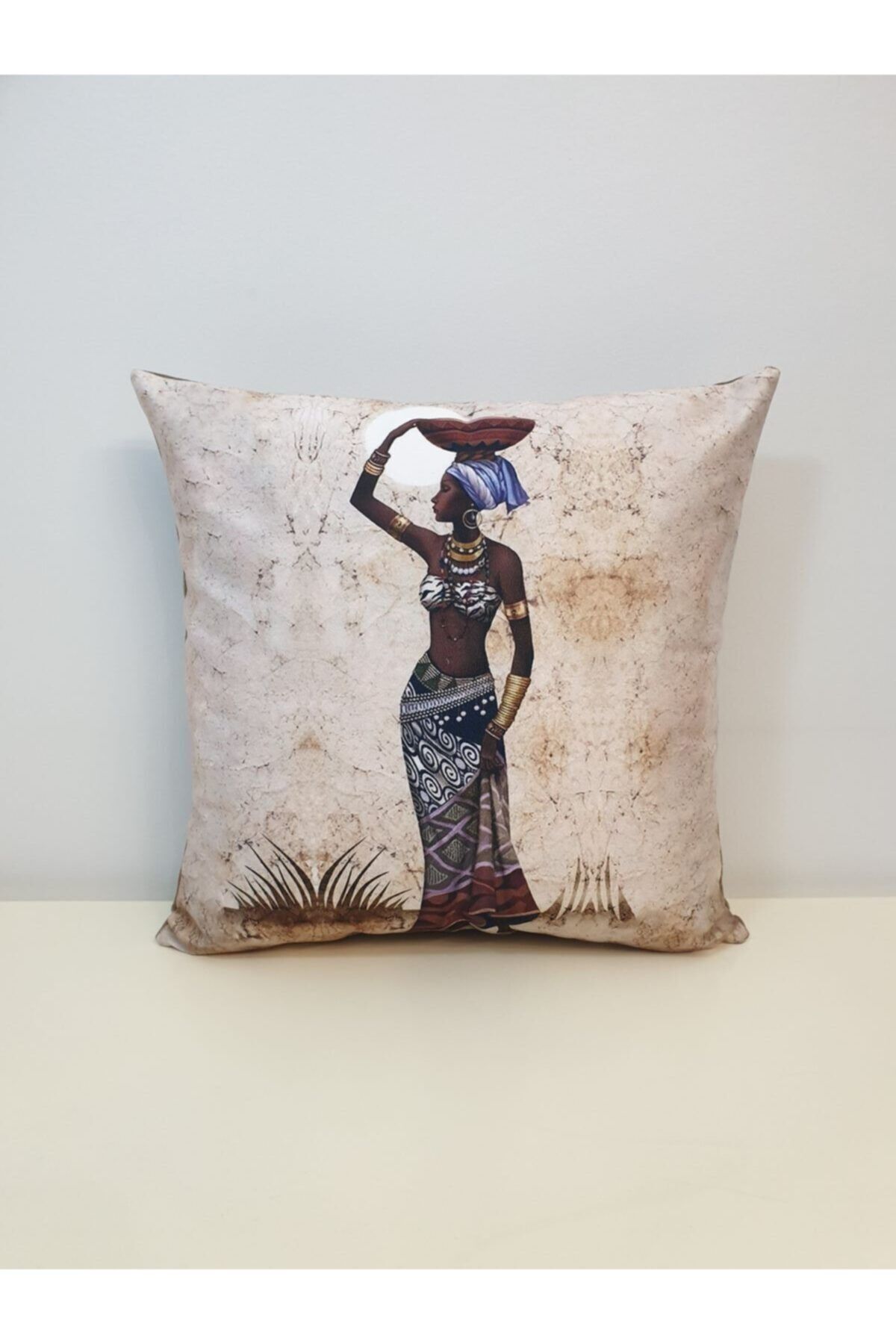 Afrikalı Kadın Model Desen Kırlent Kılıfı