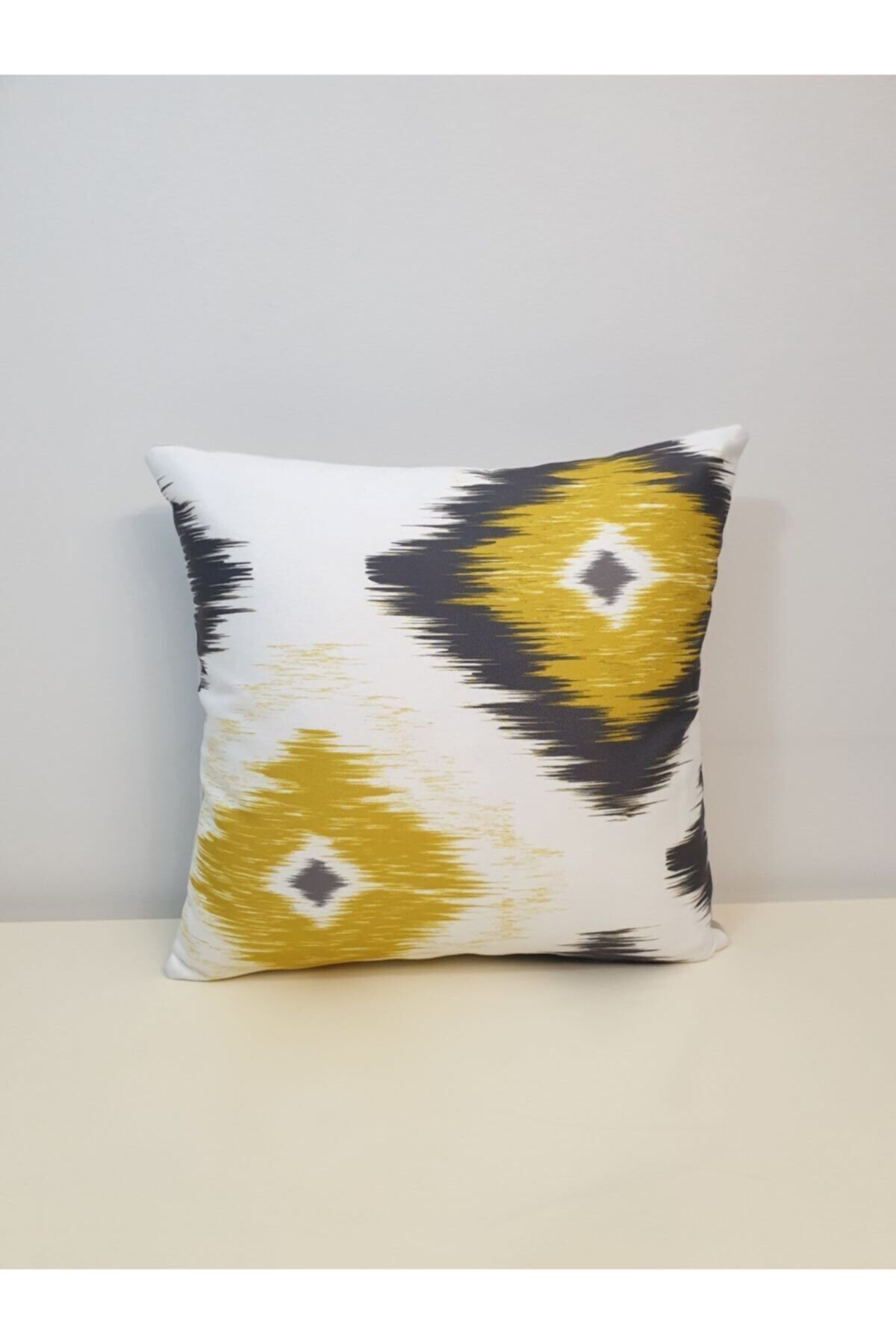 Sarı Desen Kırlent Kılıfı