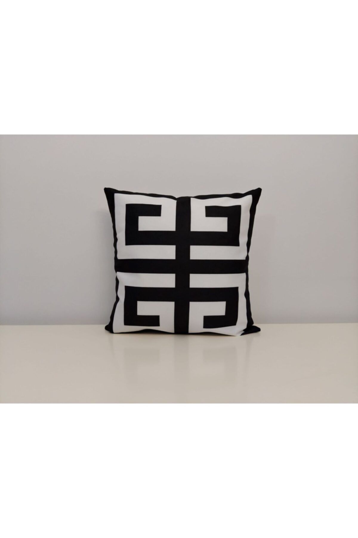 Siyah Beyaz Desen Kırlent Kılıfı