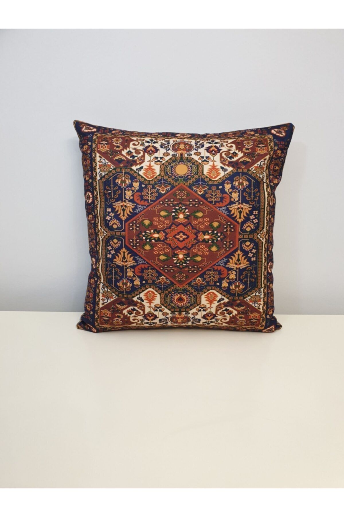 Baskılı Kilim Desen Kırlent Kılıfı