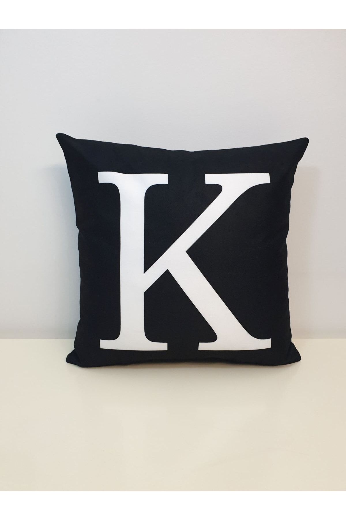 (k) Harfi Kırlent Kılıfı