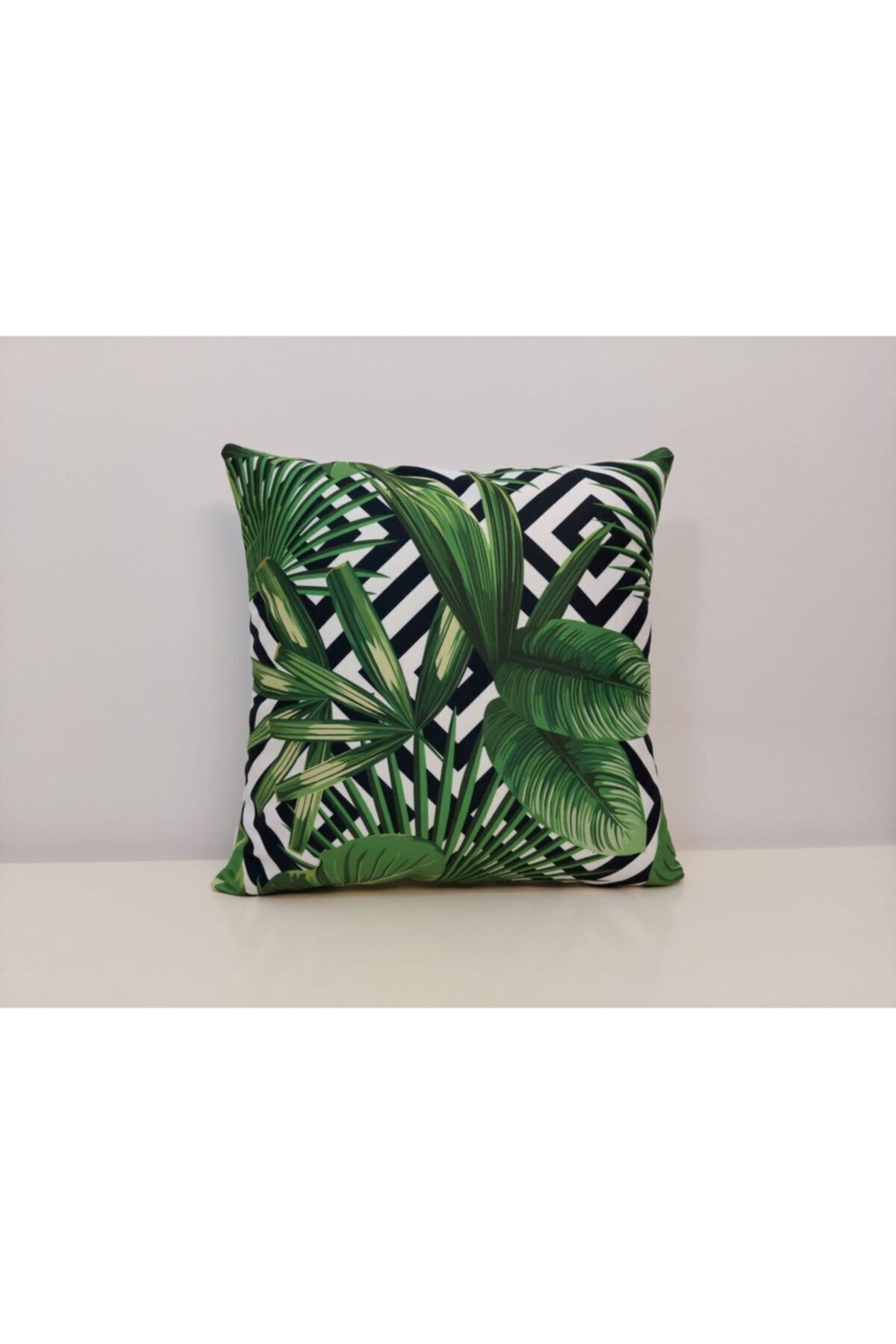 Yeşil Desenli Kırlent Kılıfı