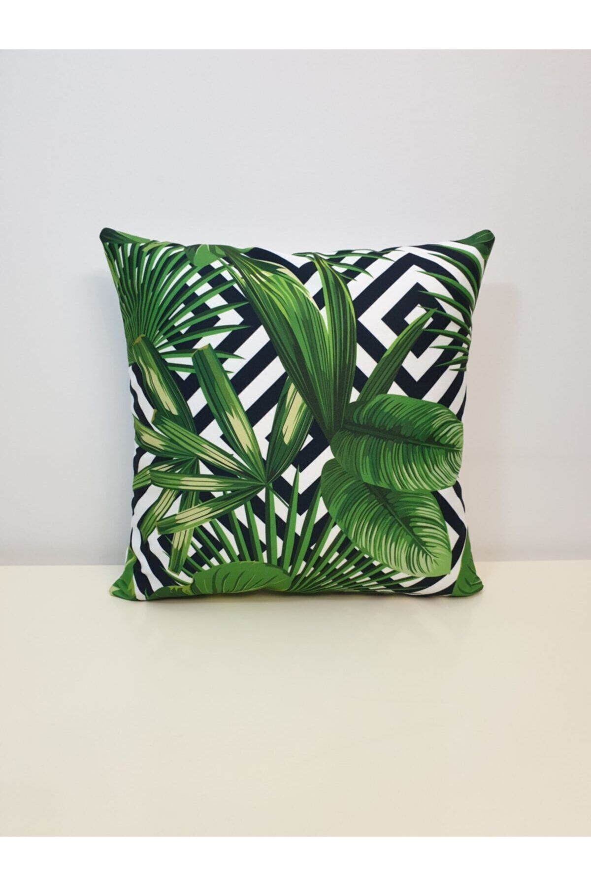 Yeşil Desenli Kırlent Kılıfı