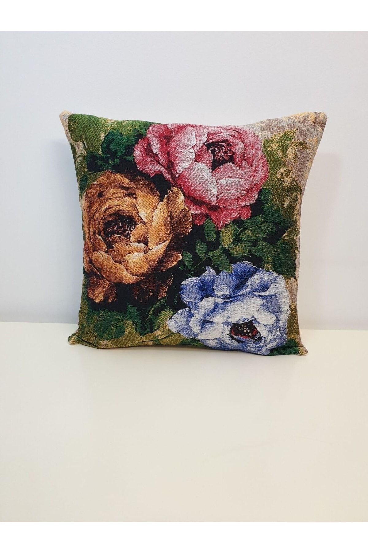 Goblen Üç Çiçek Desen Kırlent Kılıf