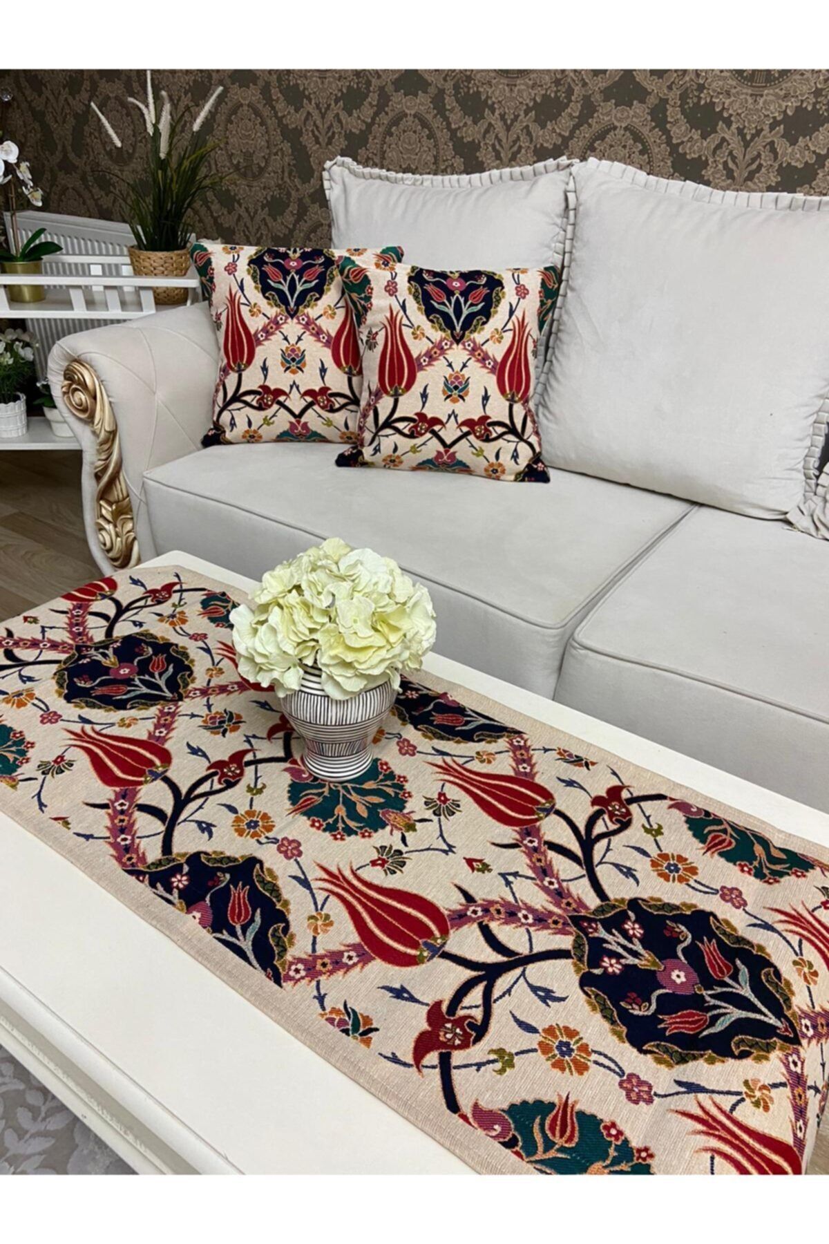 Karanfil Desen Goblen Dokuma Runner Ve Goblen Kılıf Set