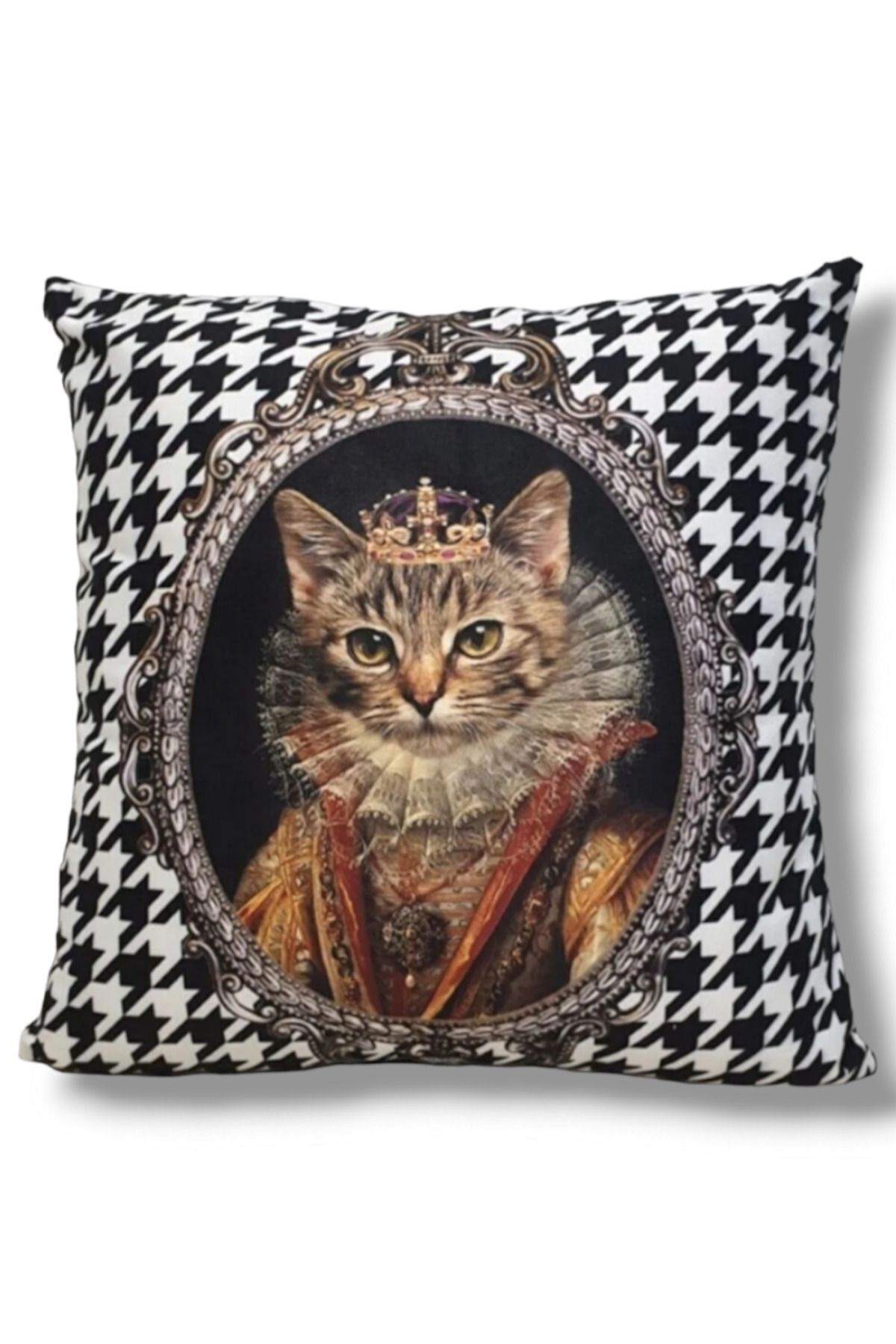 KAZ AYAK KRALİÇE KEDİ