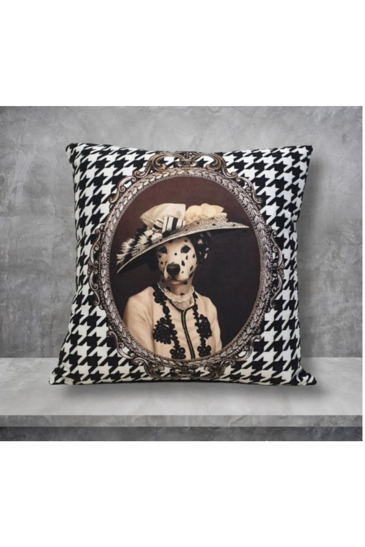 Kraliçe Köpek Kaz Ayağı Desen Kırlent Kılıfı