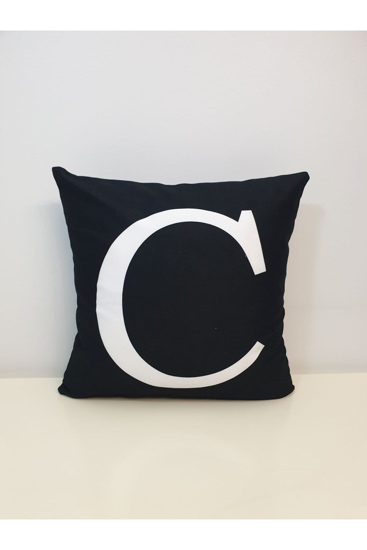 (c) Harfi Kırlent Kılıfı