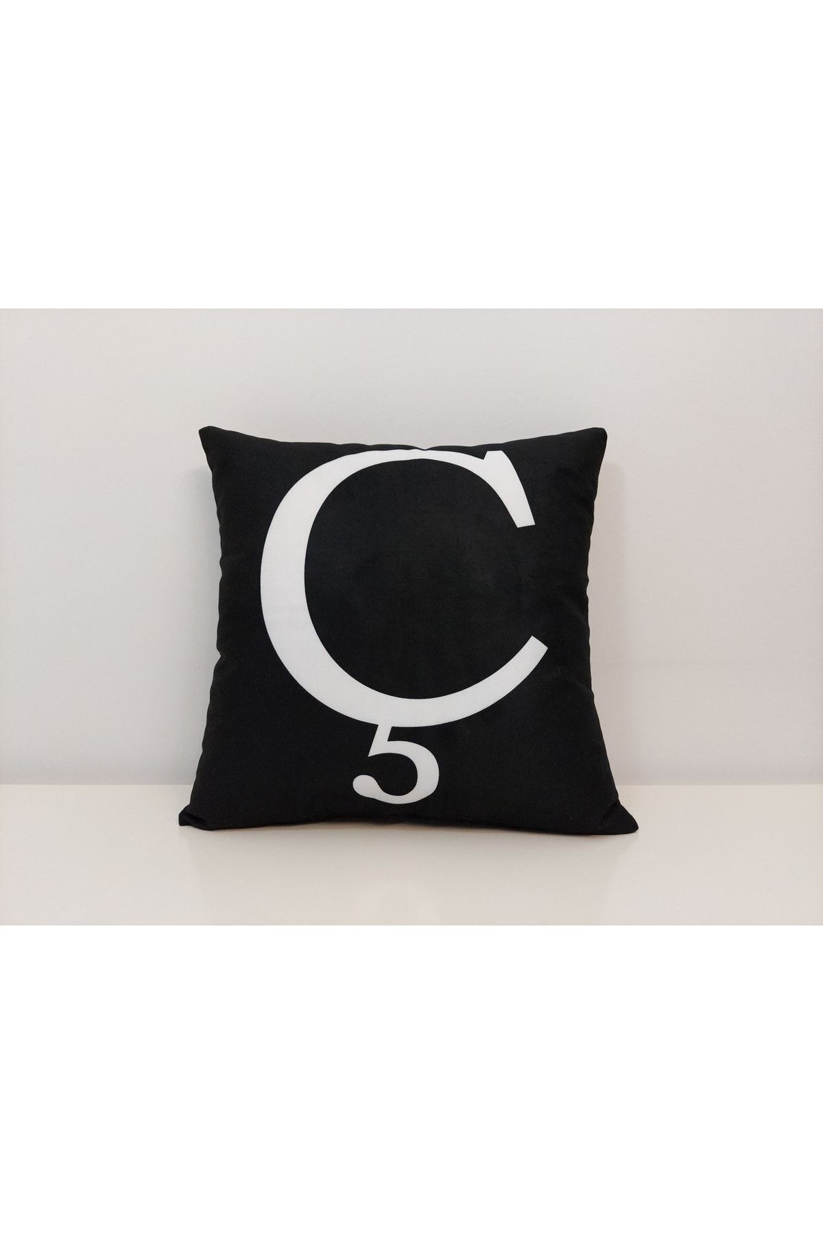 (ç) Harfi Kırlent Kılıfı