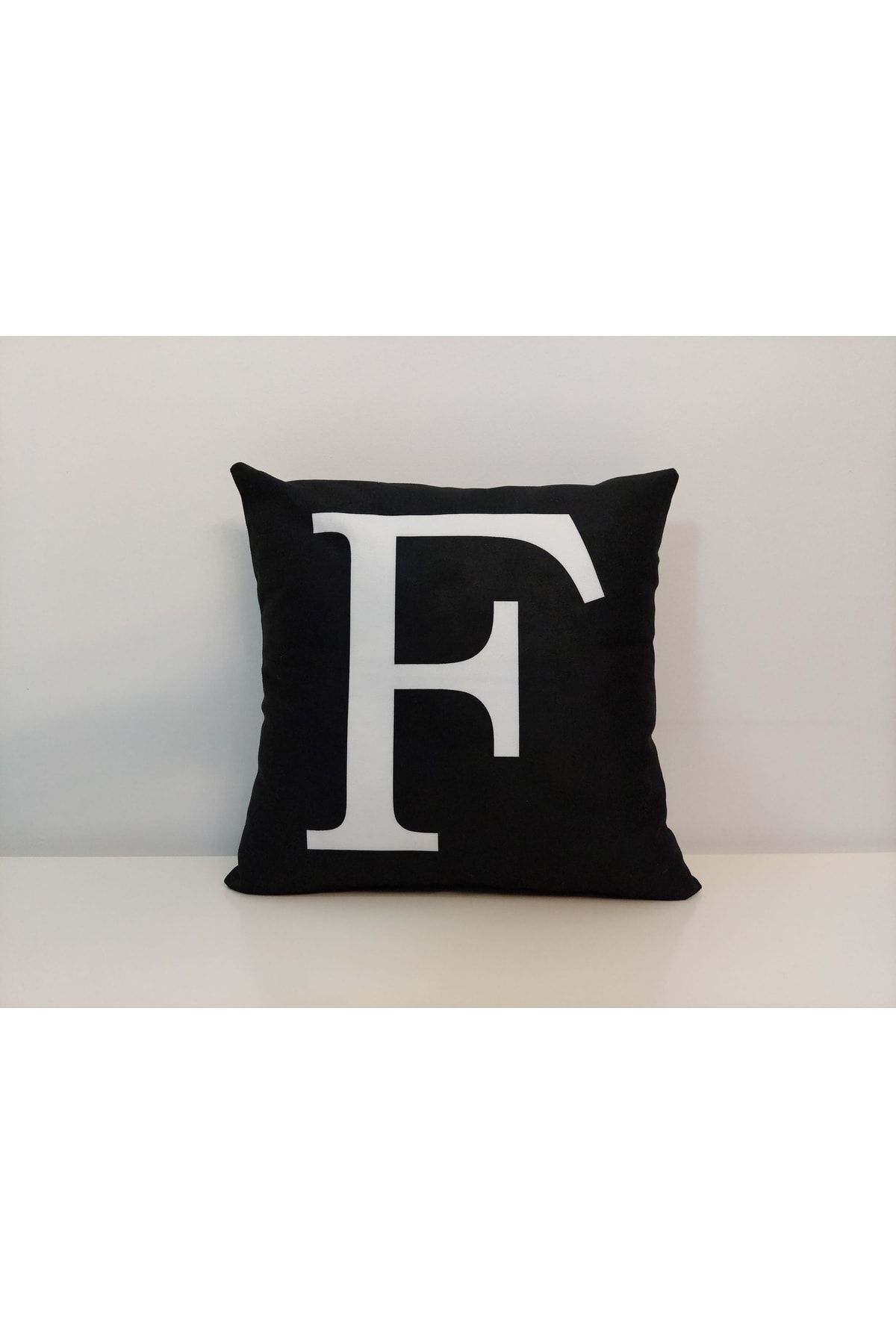 (f) Harfi Kırlent Kılıfı