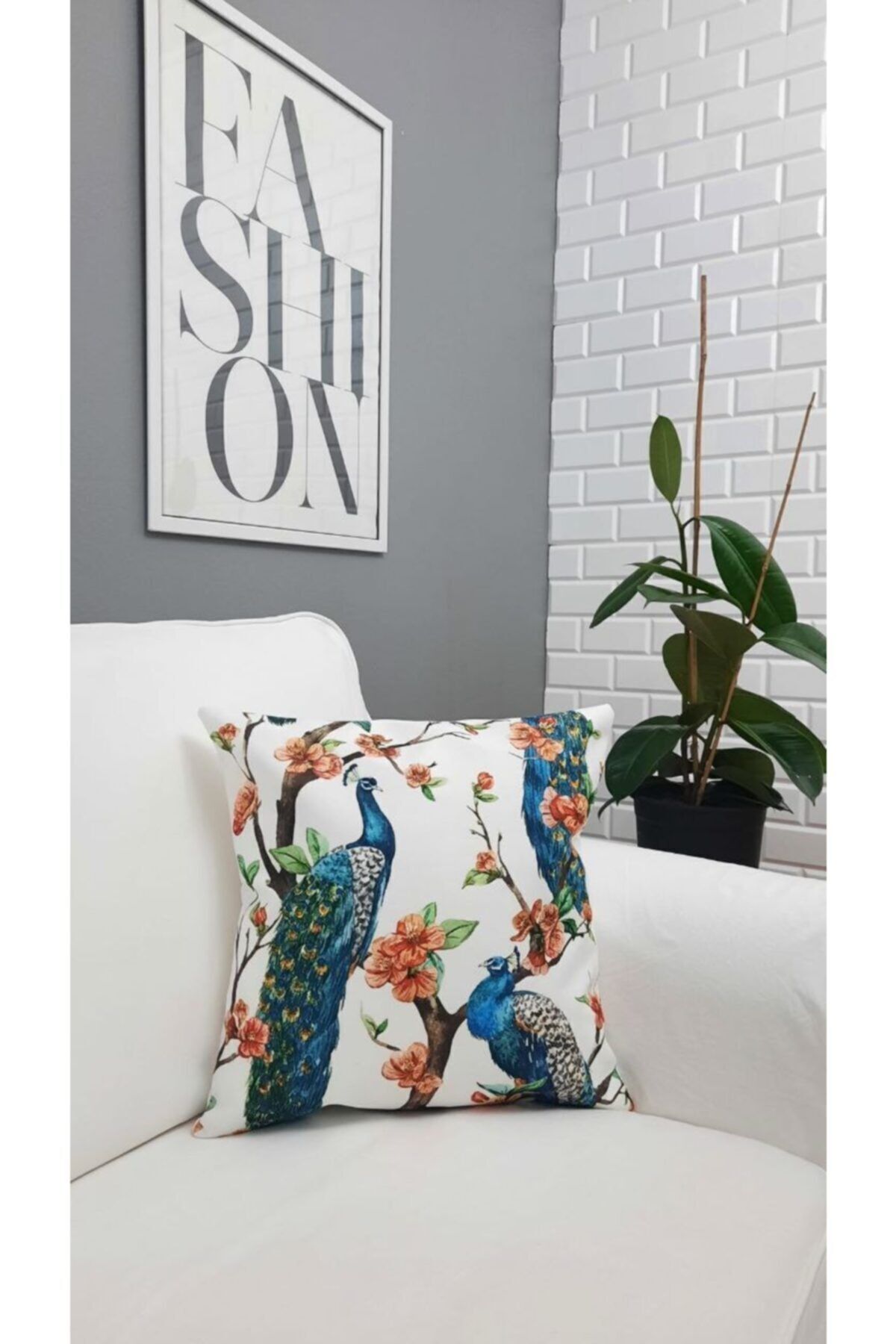 Tavuz Kuşu Desen Kırlent Kılıfı