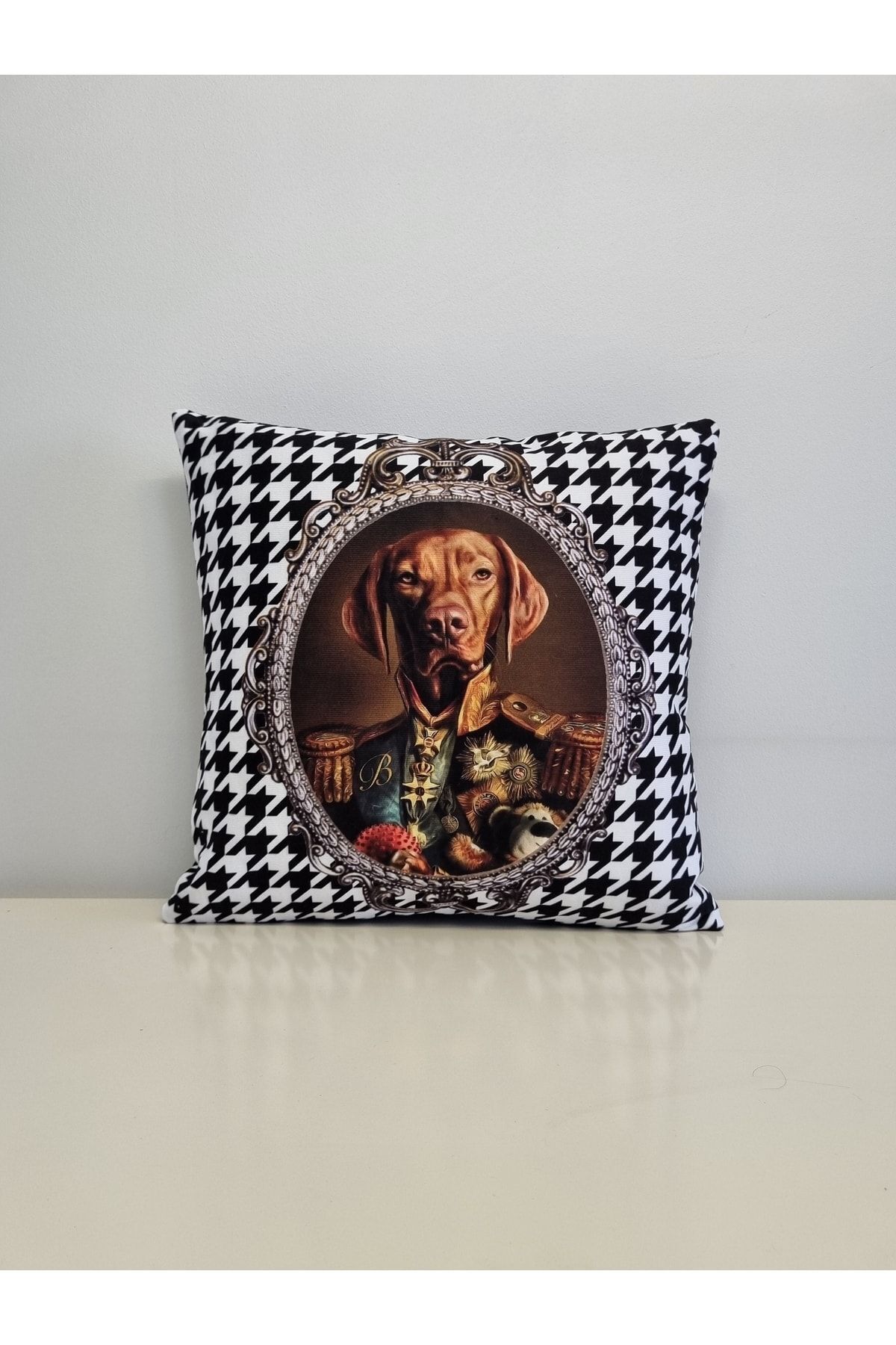 Vizsla Kral Köpek Kaz Ayağı Desen Kırlent Kılıfı